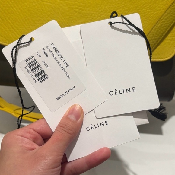 Celine Trapeze Leather Hand Bag - Picture 2 of 15